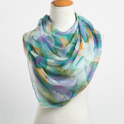 Lucky Leaf Women Lightweight Cozy Infinity Loop Scarf with Various Artist Print